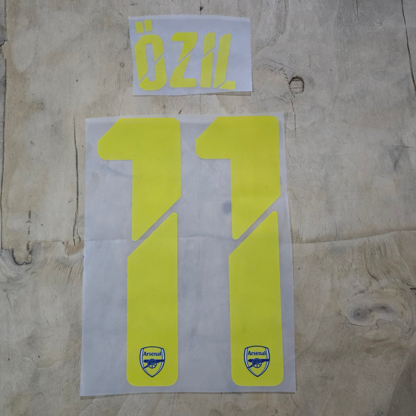 Ozil Nameset