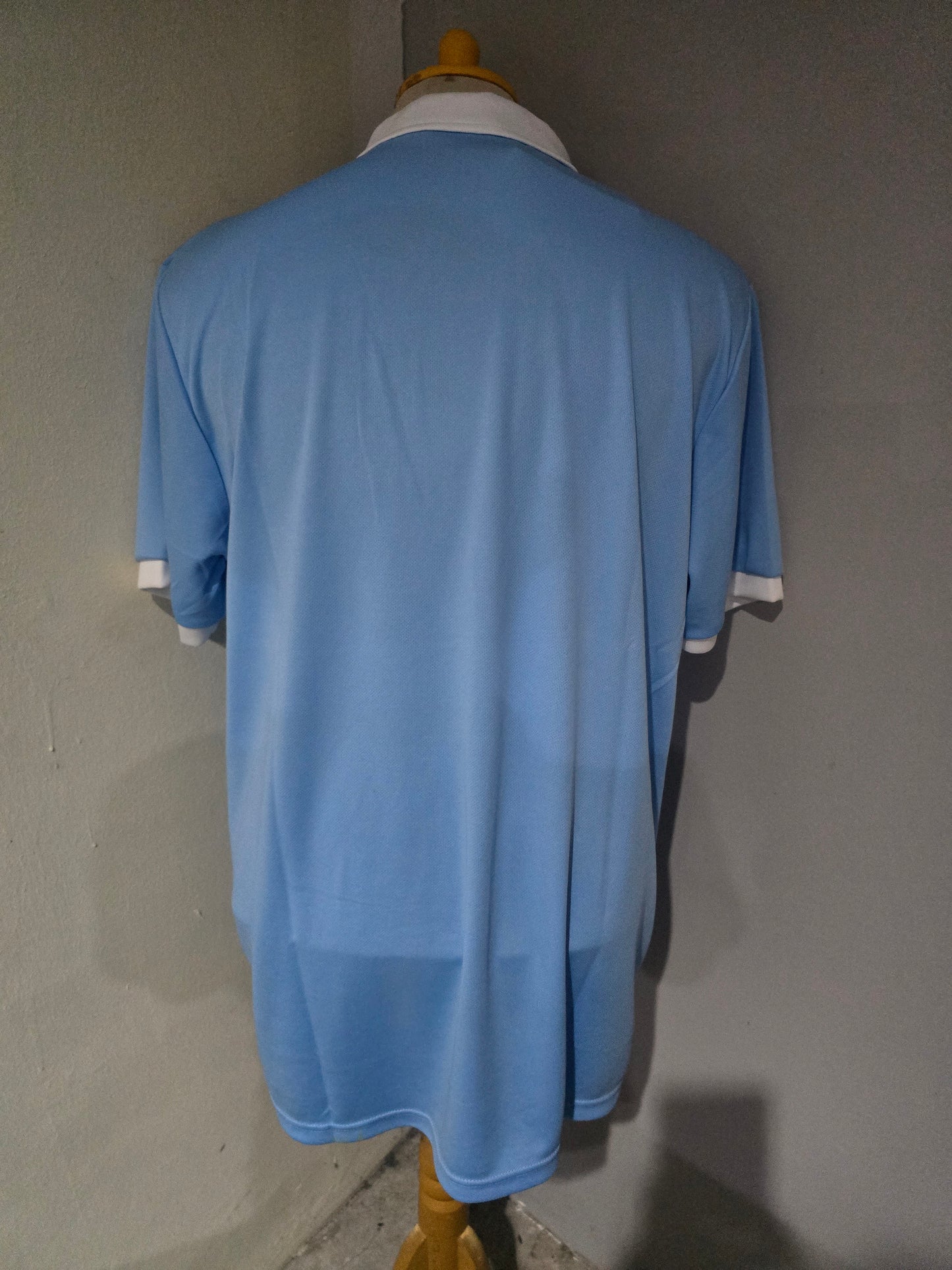 قميص سيتي هوم M4nch3ster لعام 1976