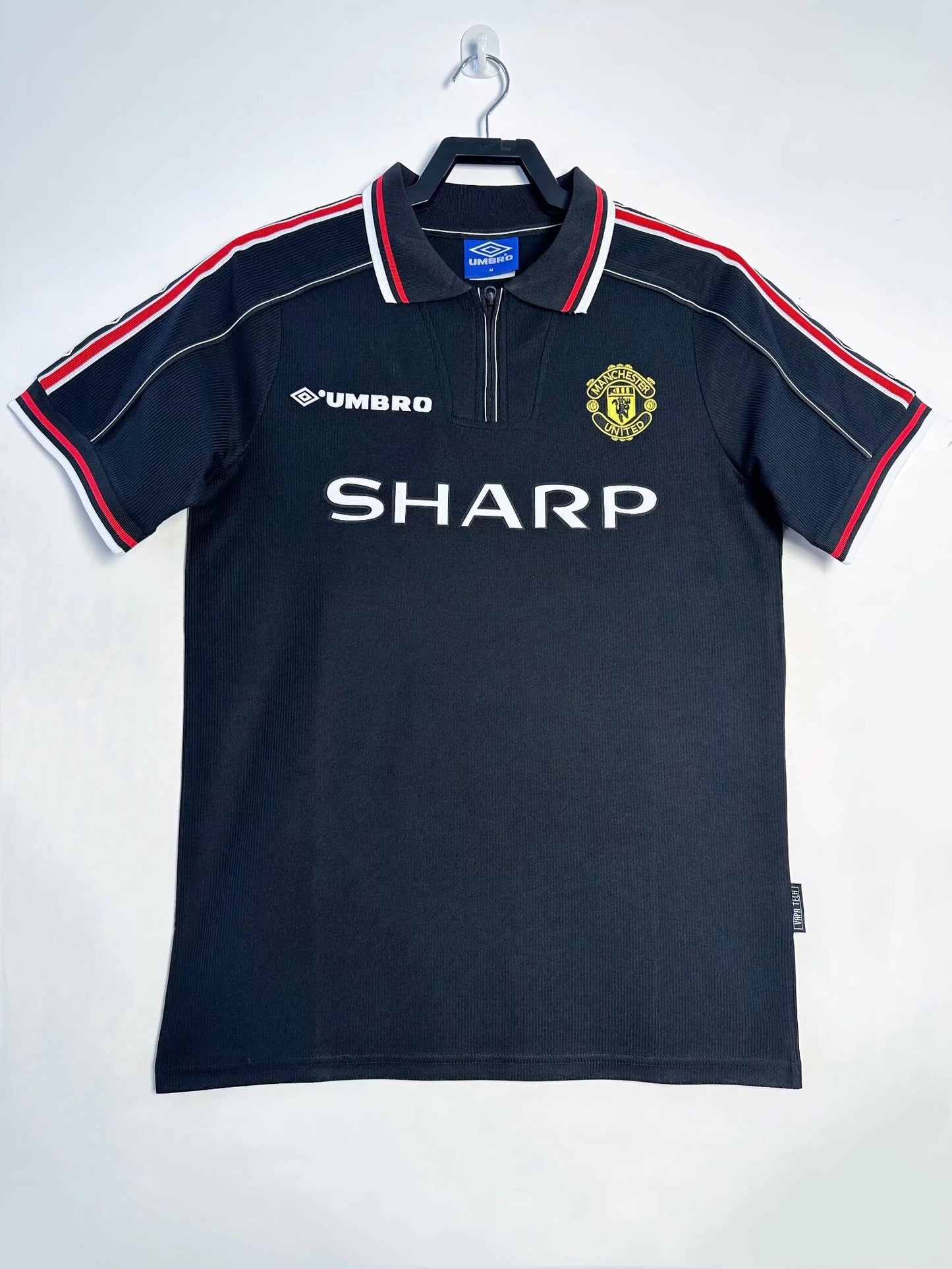 1998-99 M4NCHESTER UN1TED BLACK