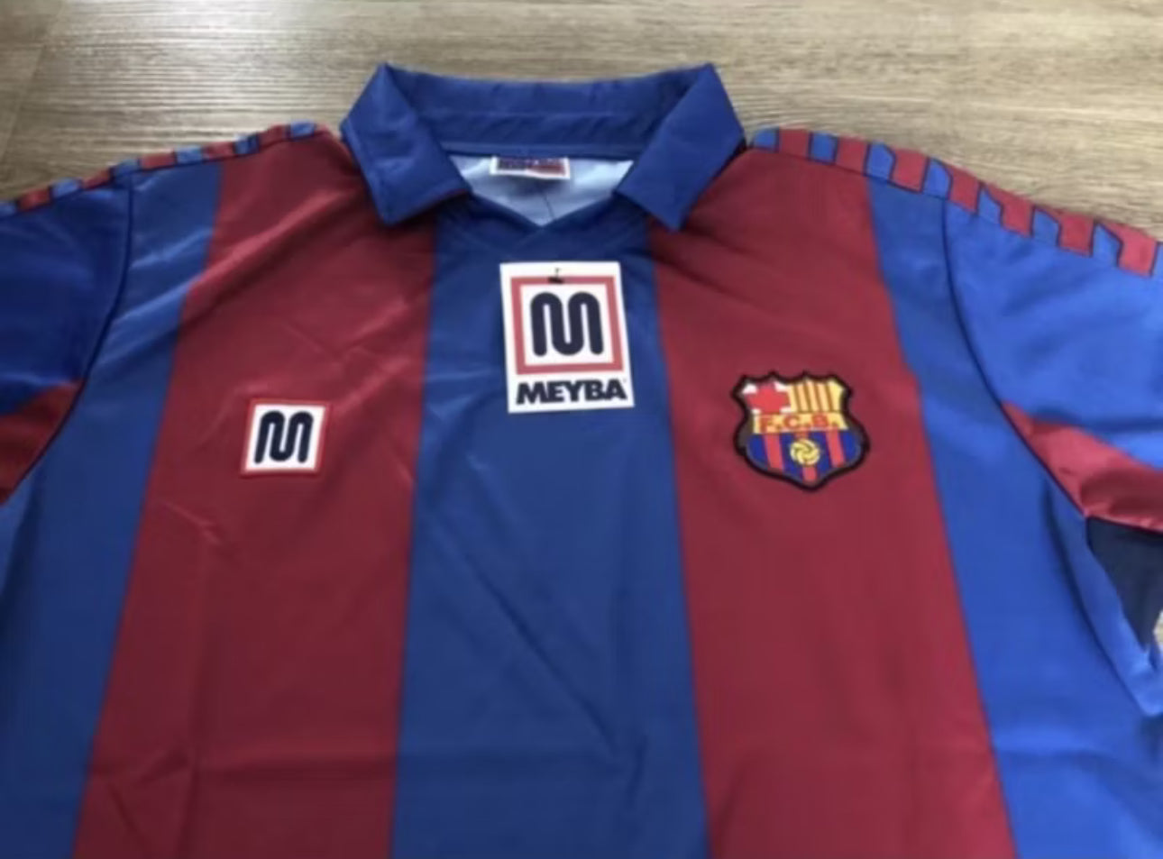 Camiseta local del Barcelona 1985/86