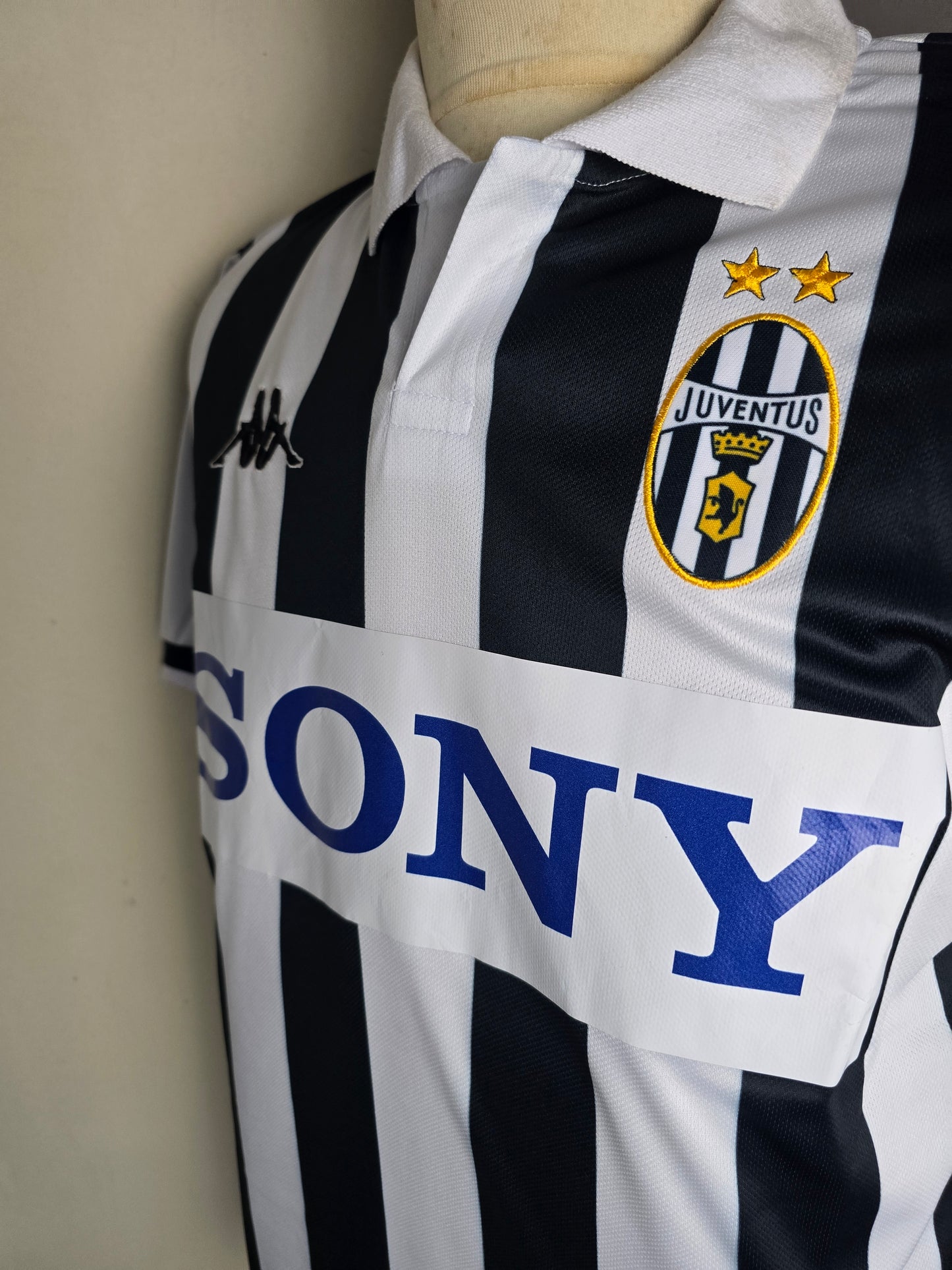 1999 Juventus Home Shirt