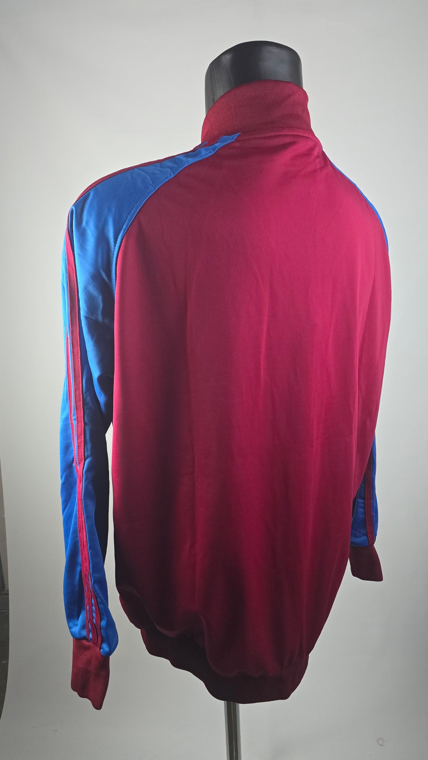 1980 West Ham Tracktop Home