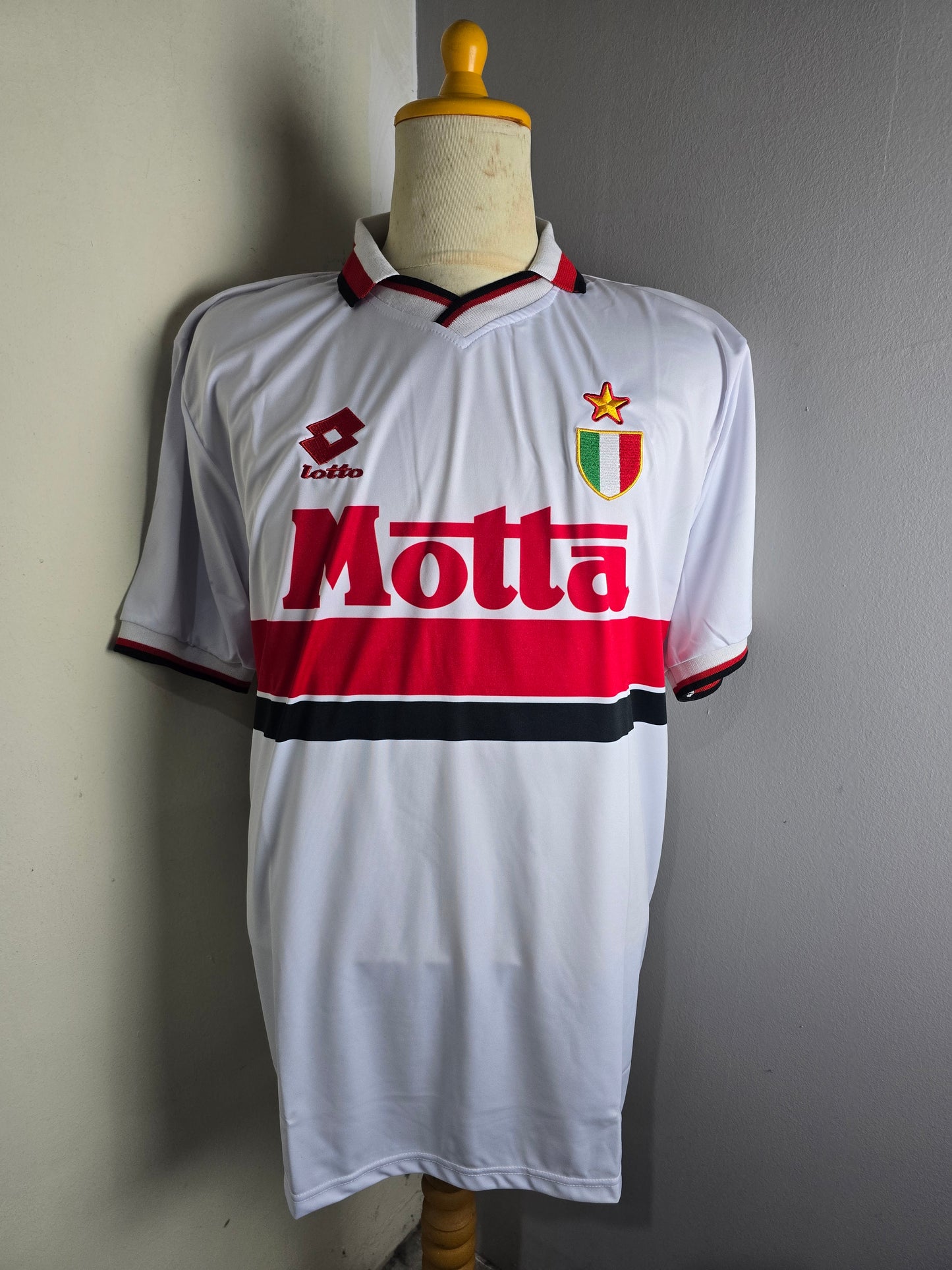 1993/94 AC Milan Away Shirt