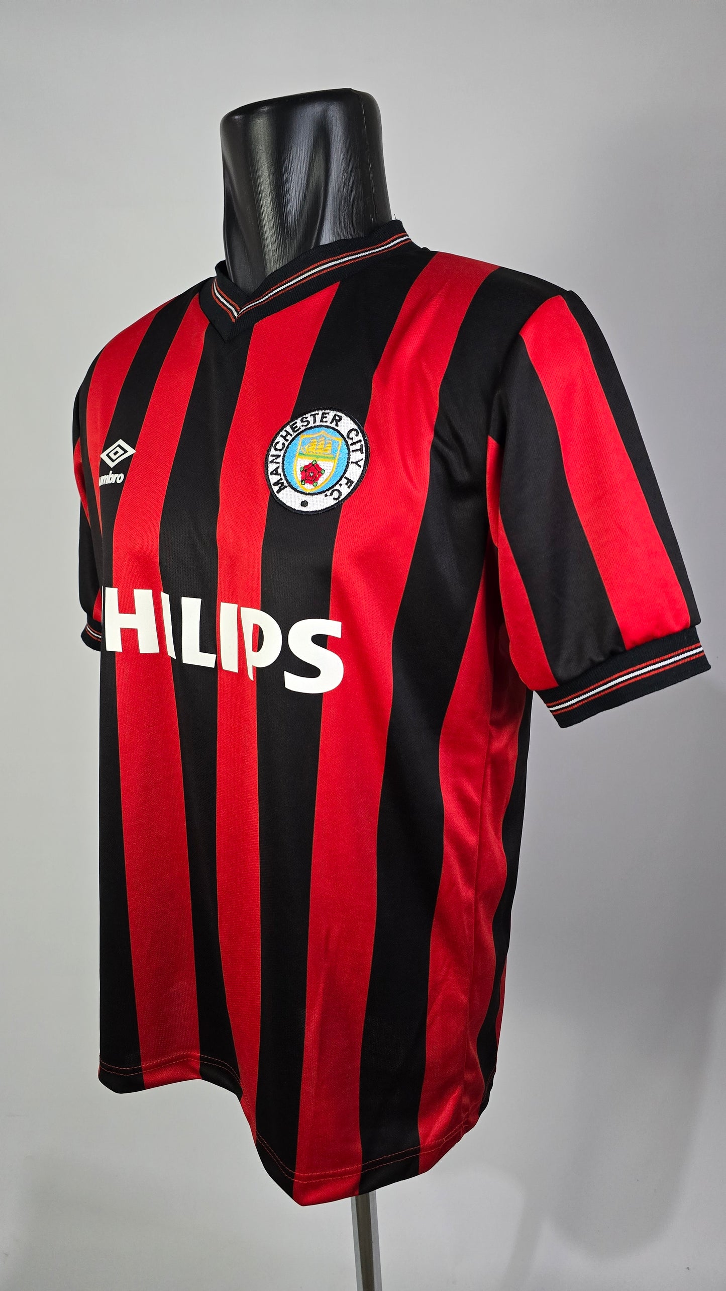 (#7) 1984/85 Man City Away Shirt
