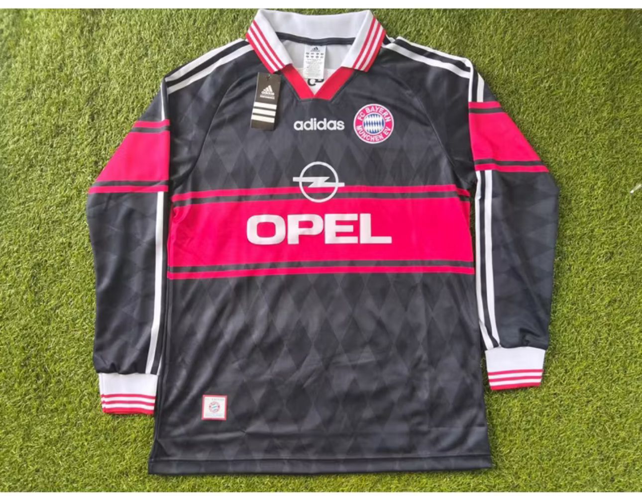 1998/99 B4y3rn Munch3n Home Long Sleeve Shirt
