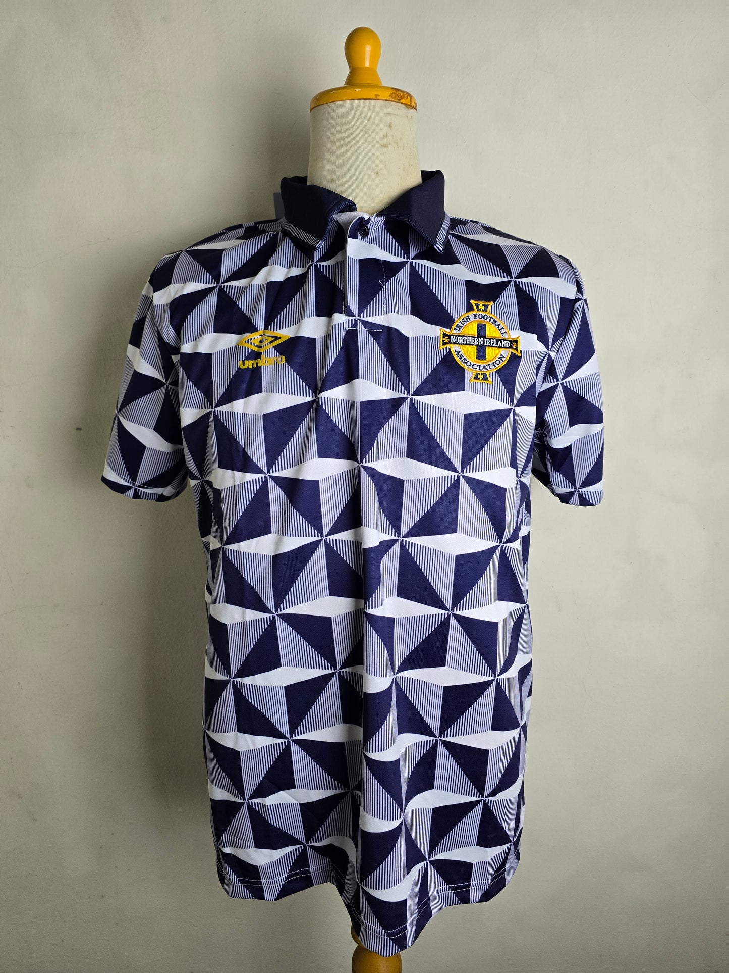 1990-93 Northern Ireland Away Shirt