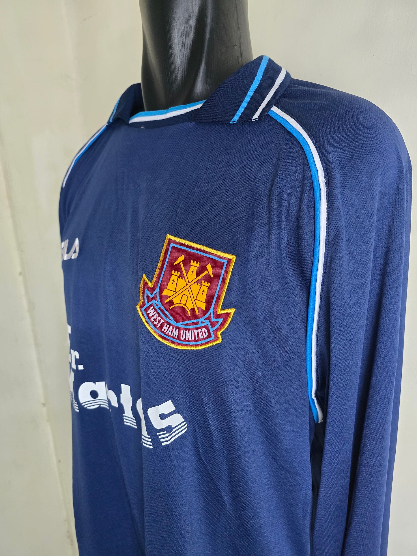 1999/00 W3st H4m United Third Long Sleeve Shirt