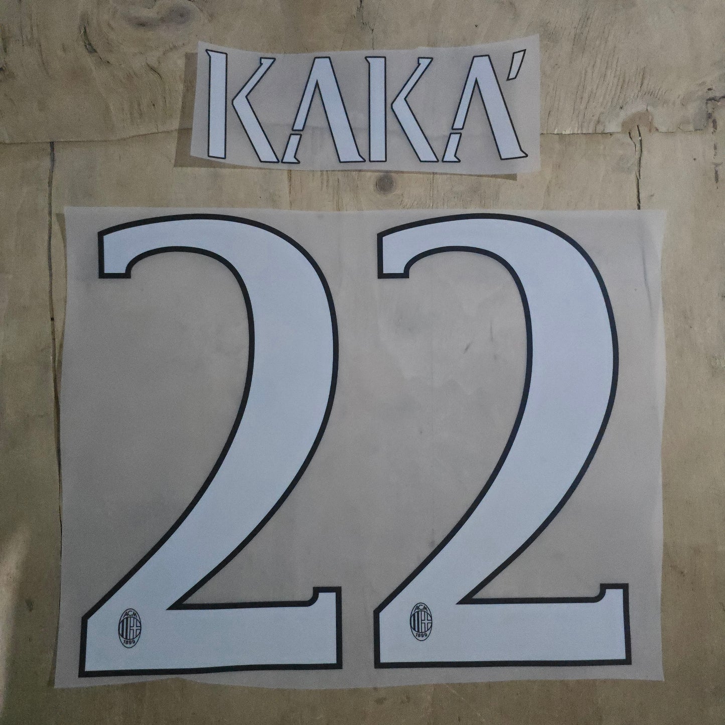 Kaka Nameset