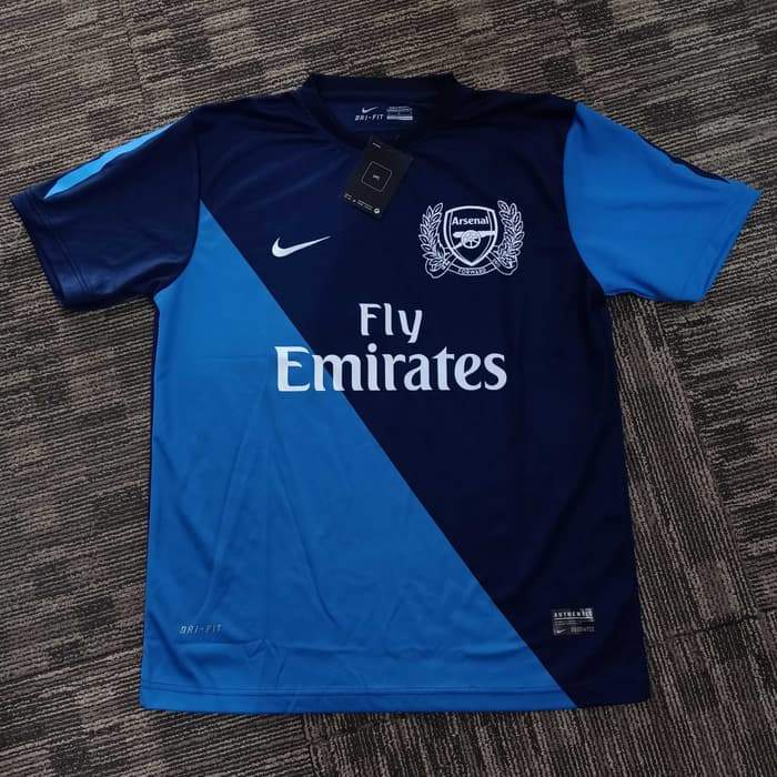 Arsenal 2011 cheap away kit