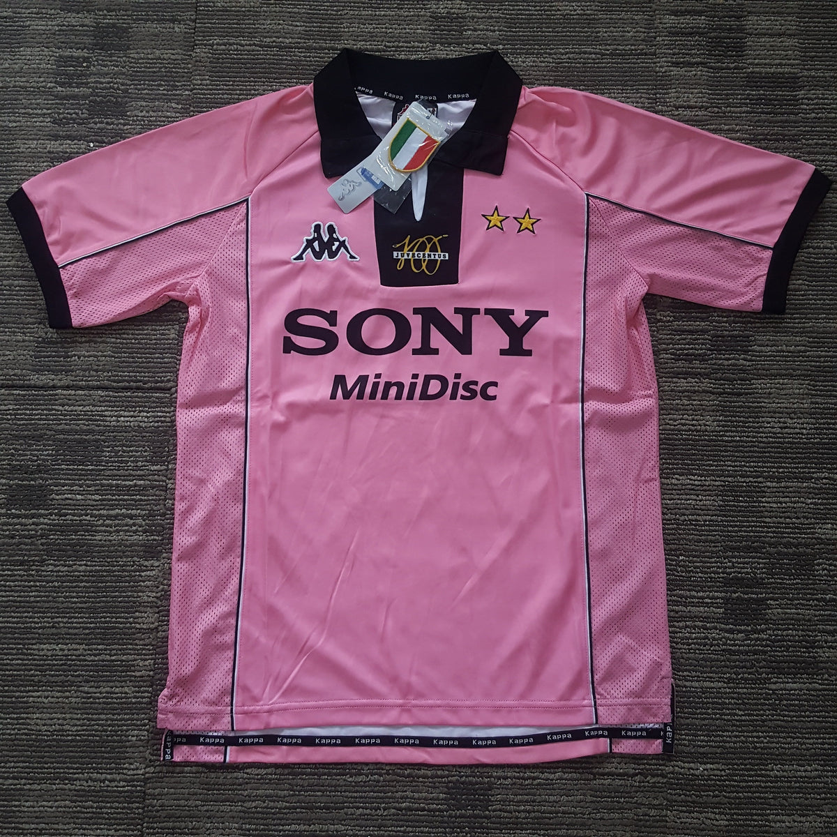 juventus centenary shirt