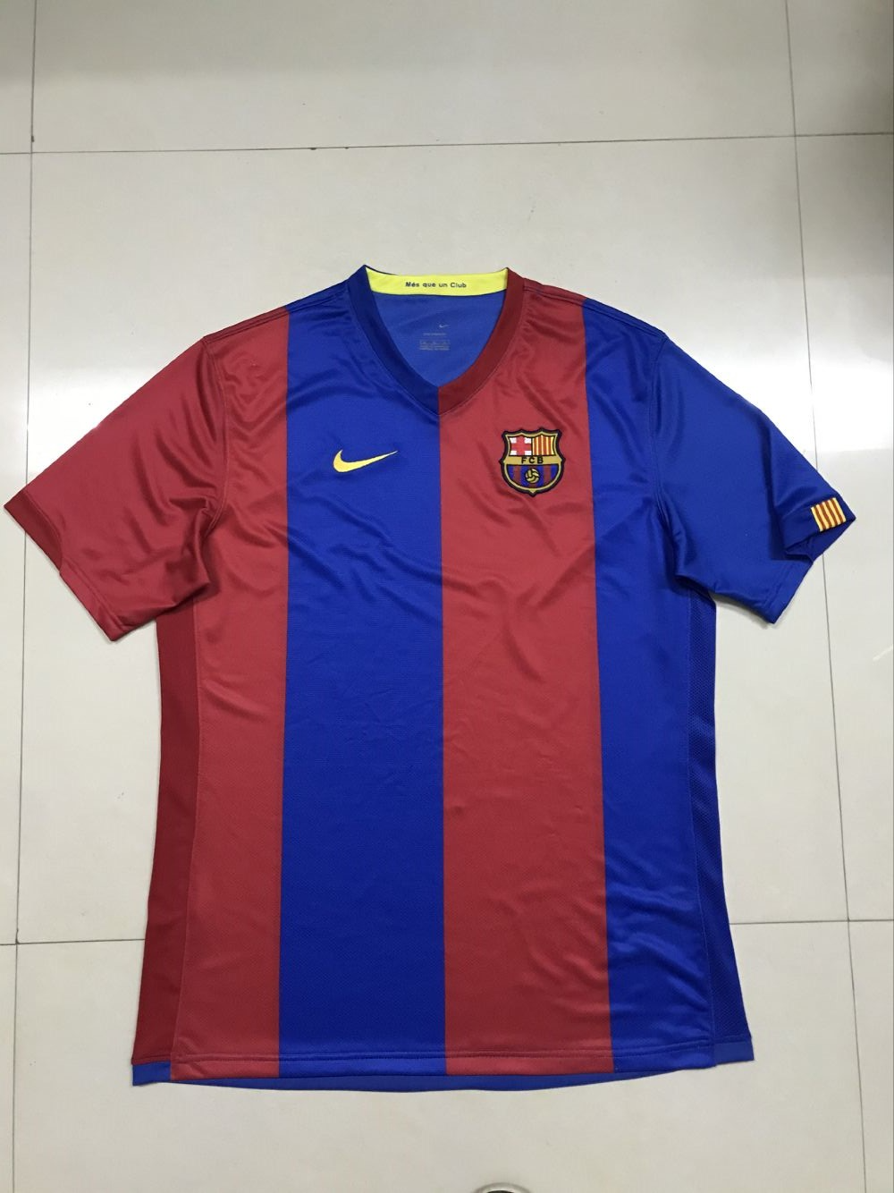 2006/07 Barcelona Home Shirt