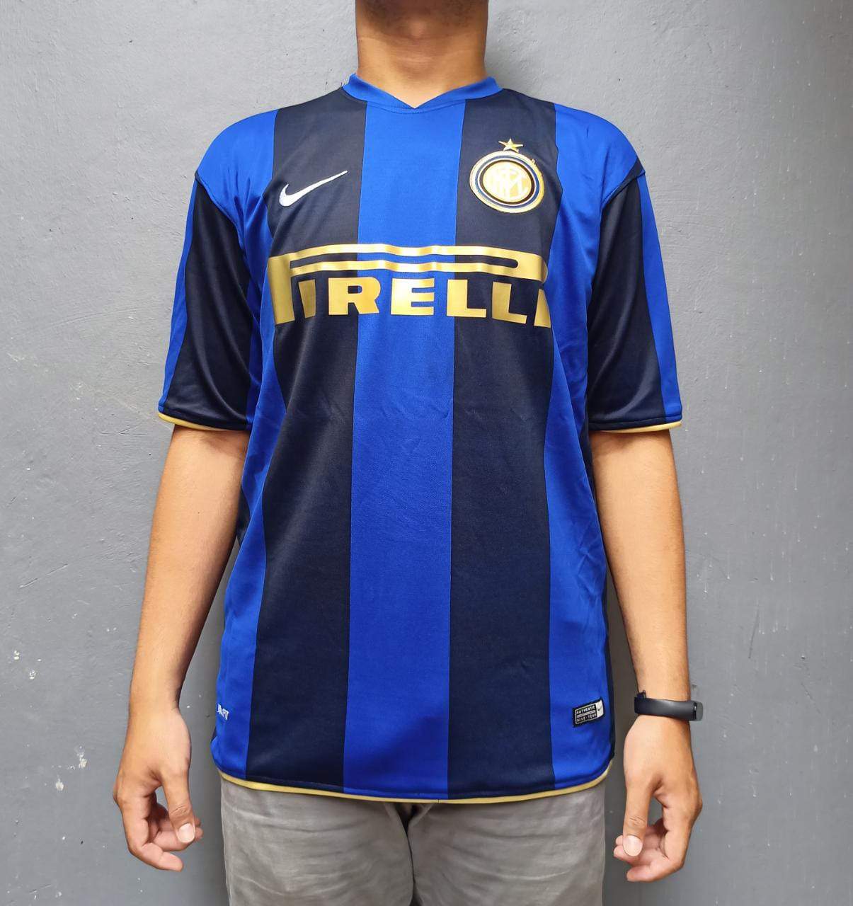 2008/09 Inter Milan Home Shirt Ronaldo #10