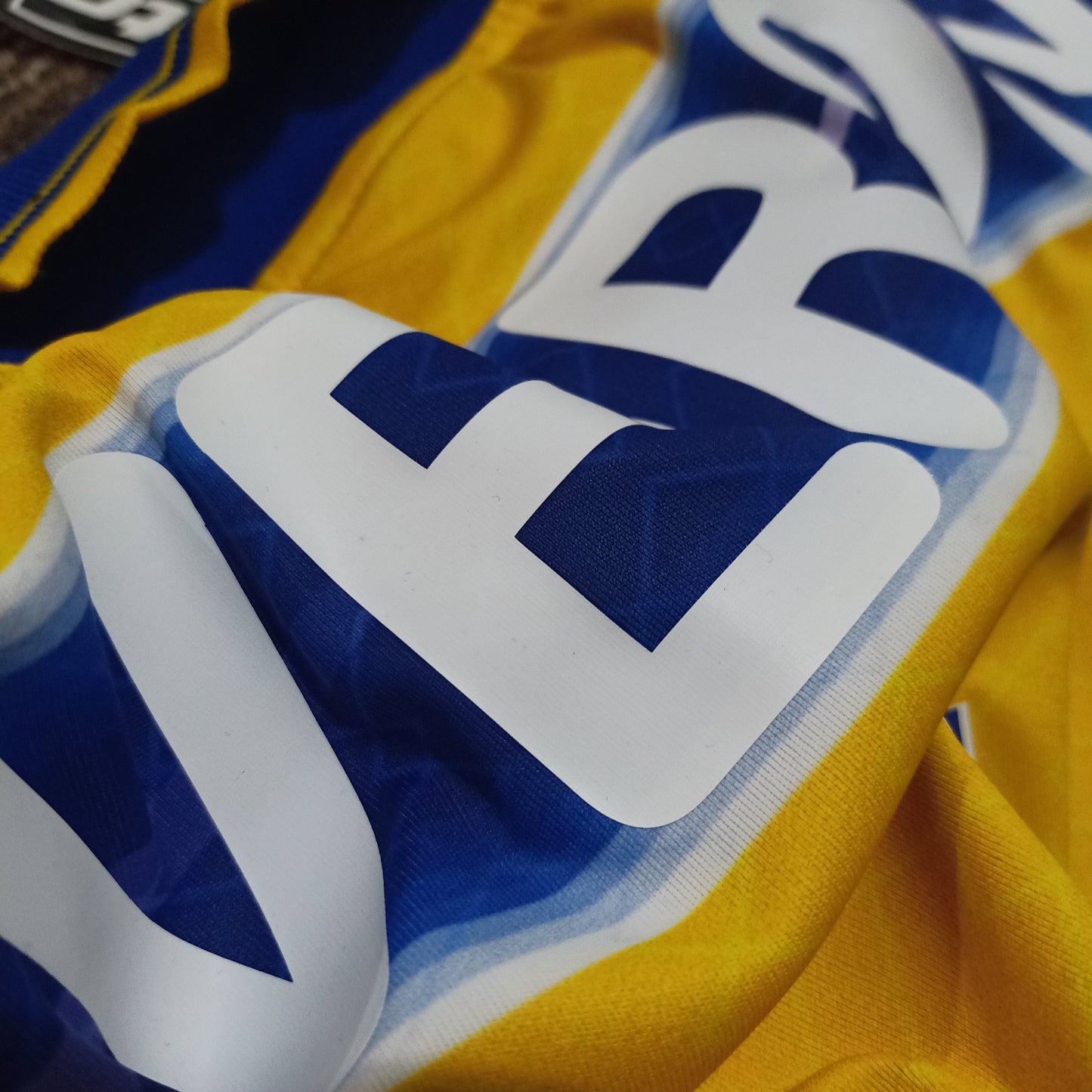 1998/99 Parma Home (Veron #11) Shirt - ClassicFootballJersey