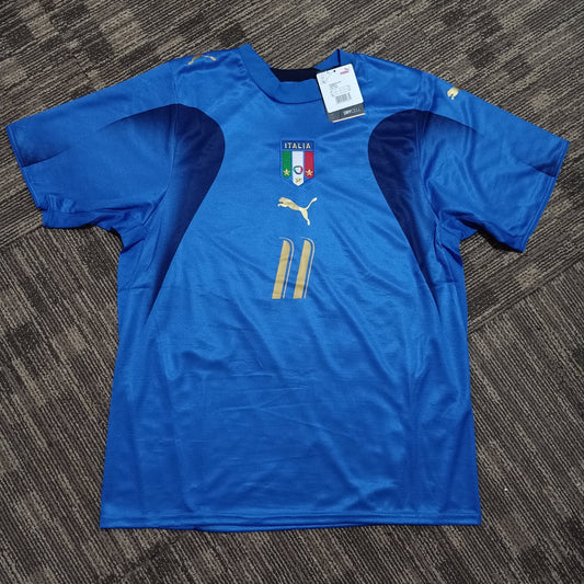 2006 Italy Home (Gilardino #11) Shirt - ClassicFootballJersey
