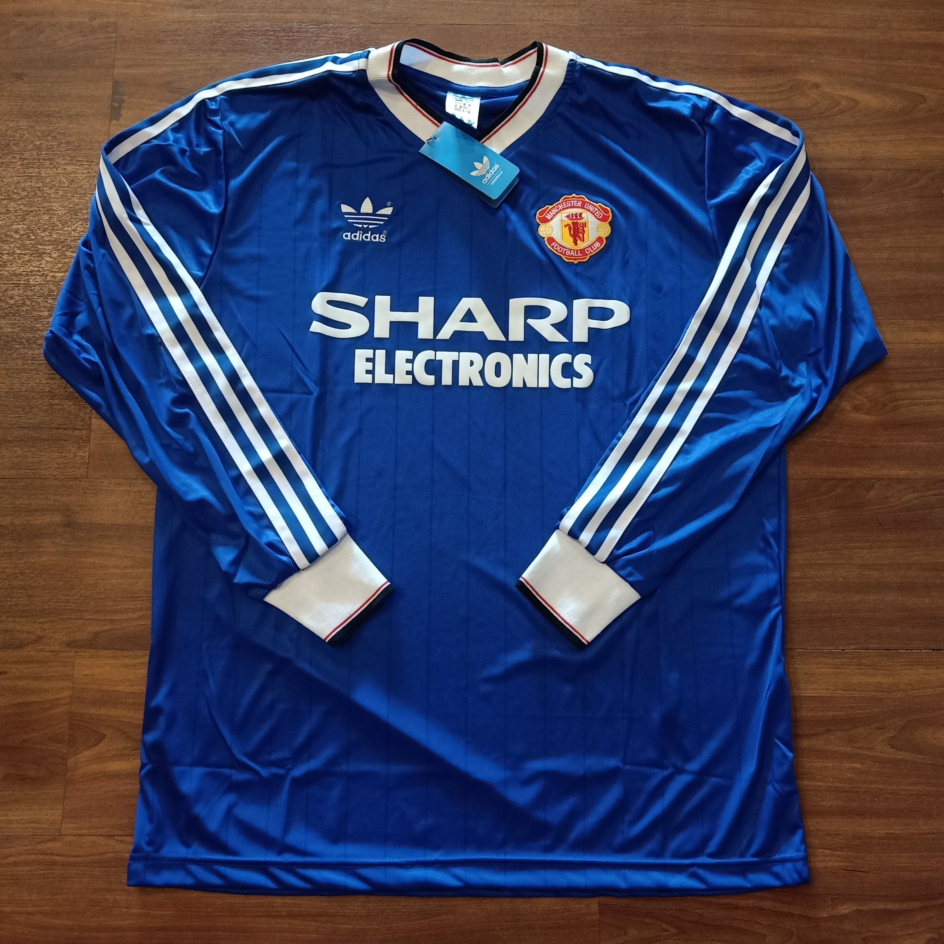 Manchester united best sale 1982 shirt