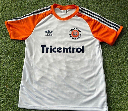 1981/82 Lut0n T0wn Home Shirt
