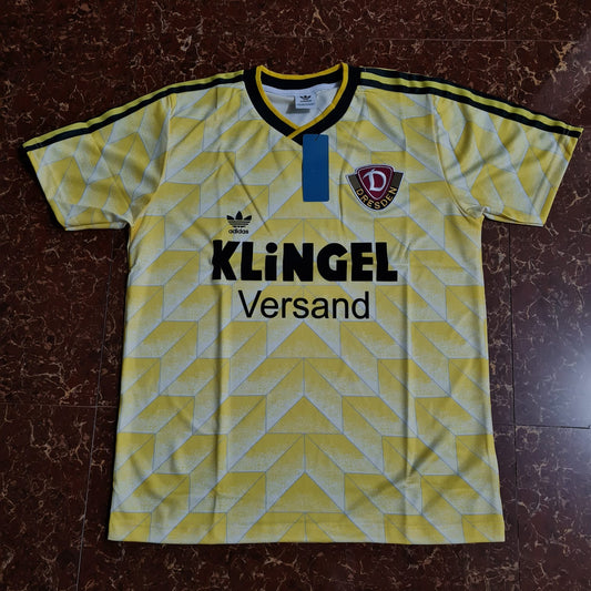1988/89 Retro Dynamo Dresden Shirt