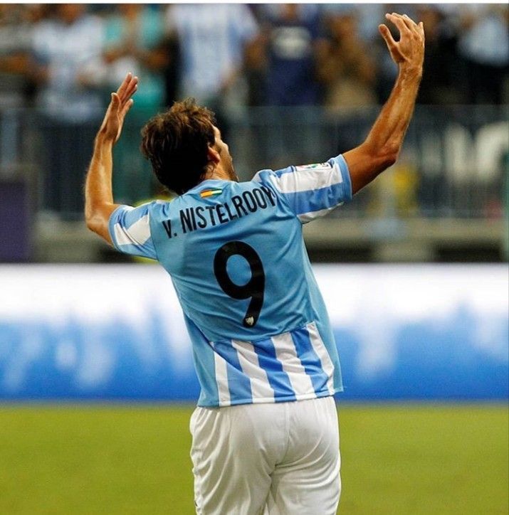 (V.NISTELROOY #9) 2011 Málaga C.F Home