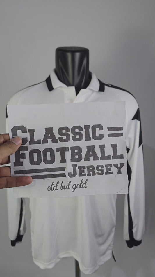 1999/00 Juventus Away Long Sleeve Shirt