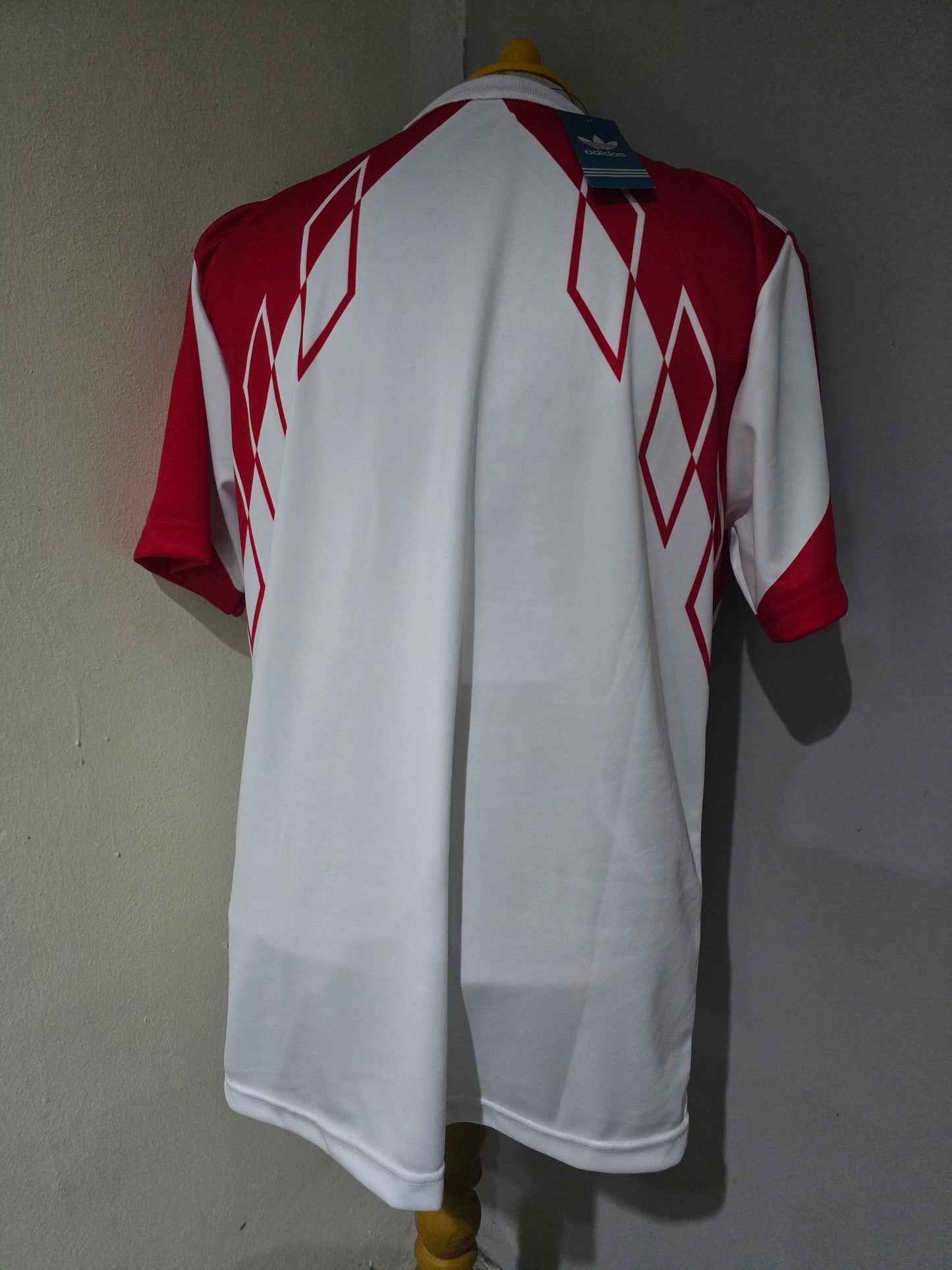 1990 UAE Home
