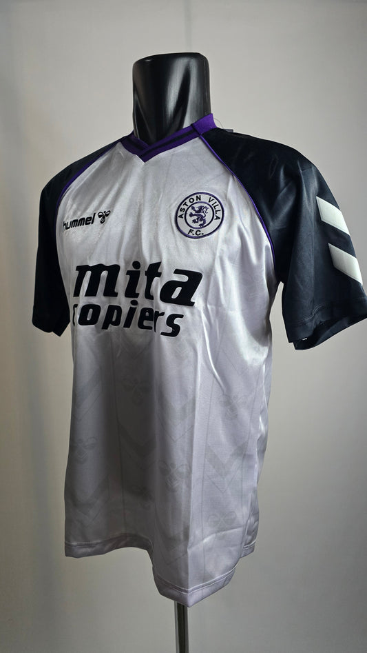 1989/90 Aston Villa Away