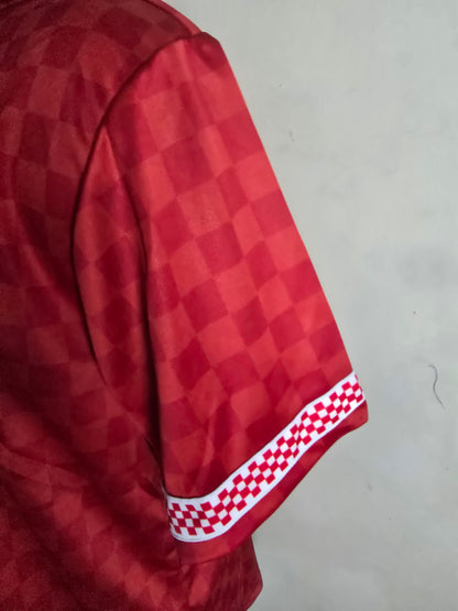 قميص كليفتونفيل الأساسي 1996/97