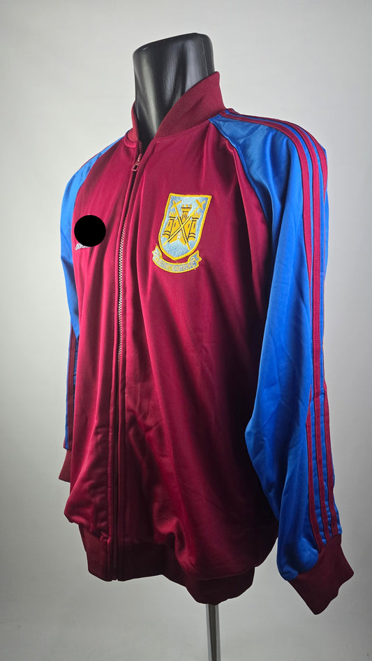 1980 West Ham Tracktop Home