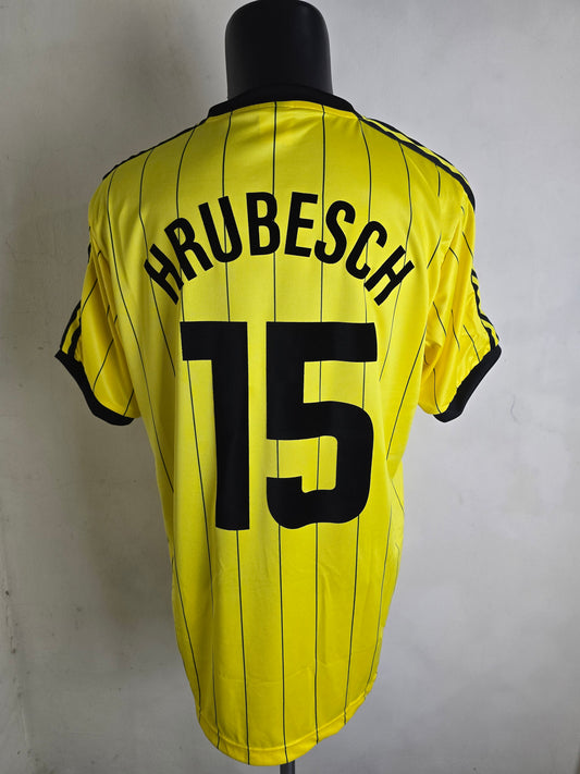 (Hrubesch #10) 1985/86 Dortmund Home