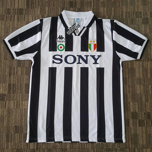 1995/96 Juventus Home Shirt - ClassicFootballJersey
