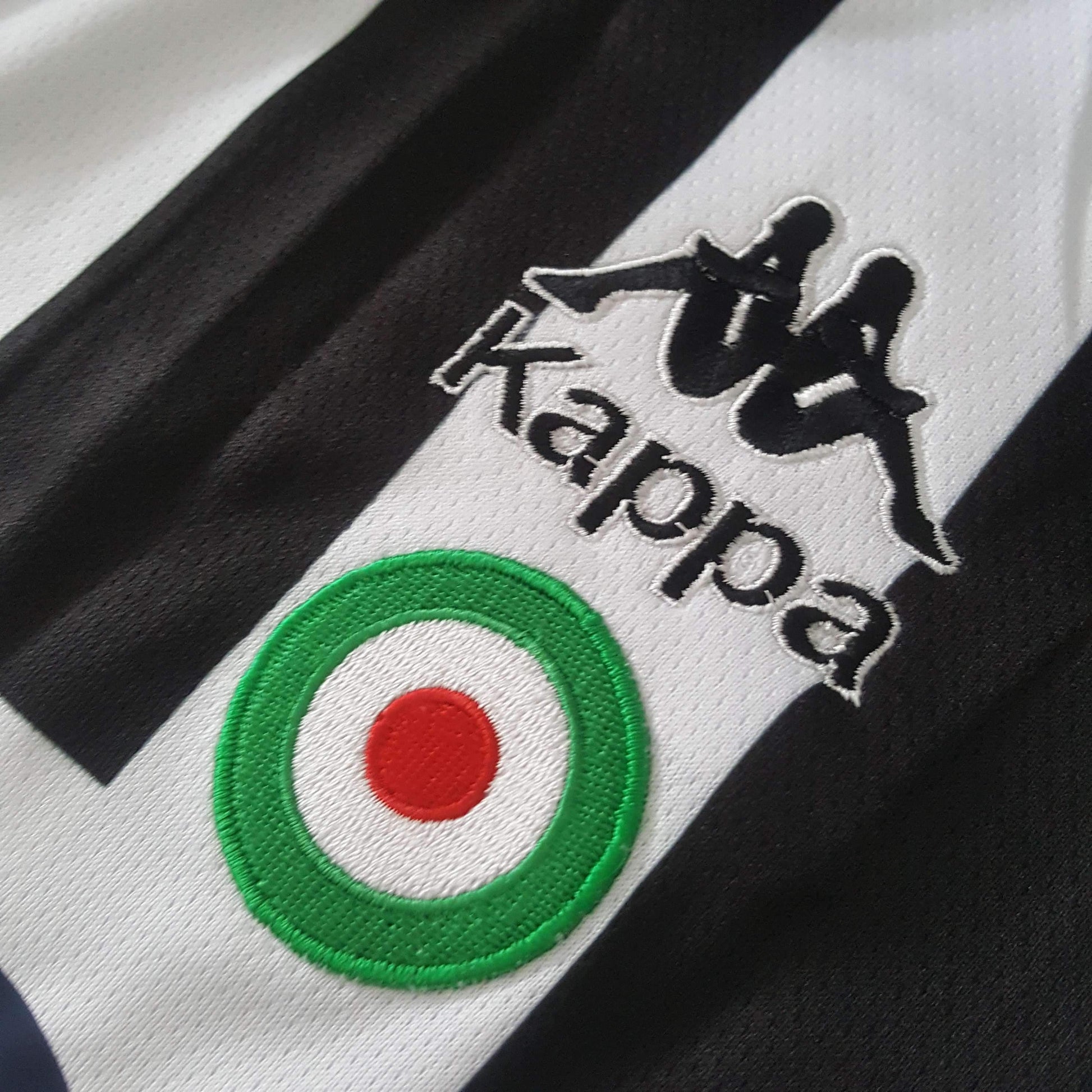 1995/96 Juventus Home Shirt - ClassicFootballJersey