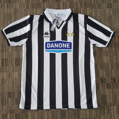 1994/95 Juventus Home Shirt - ClassicFootballJersey