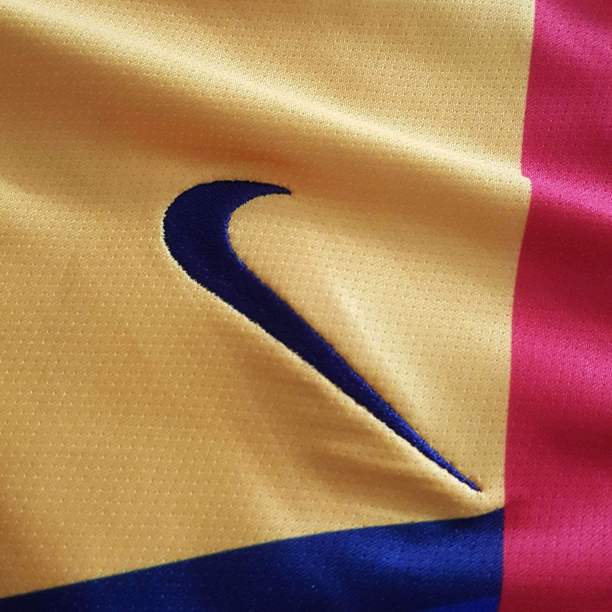 10th Nike Arsenal Commemorative Shirt (1994-14) - ClassicFootballJersey