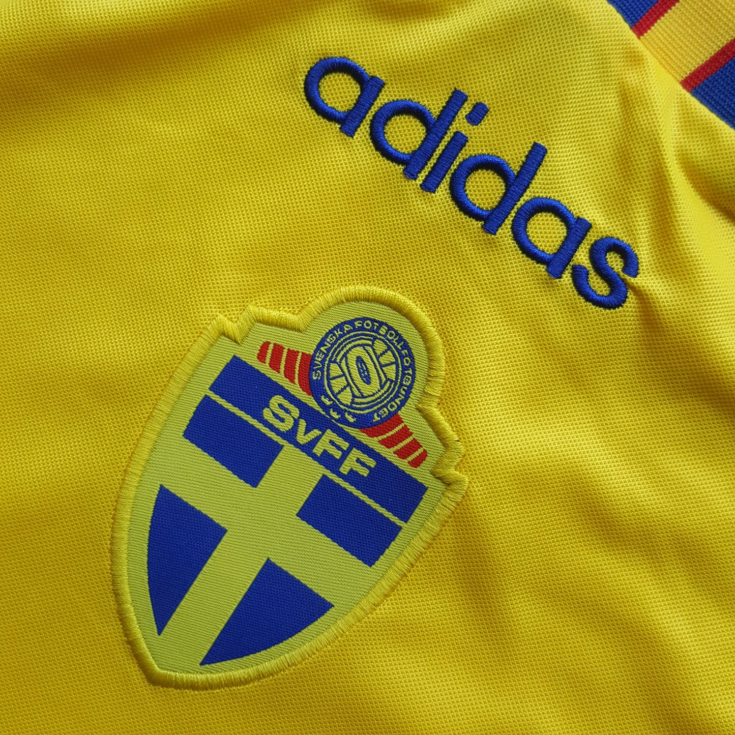 1994 Sweden Home Shirt - ClassicFootballJersey