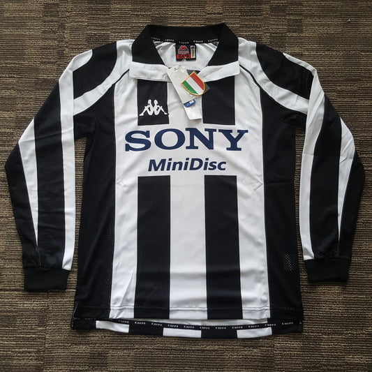 1997/98 Juventus Home Longsleeve Shirt - ClassicFootballJersey