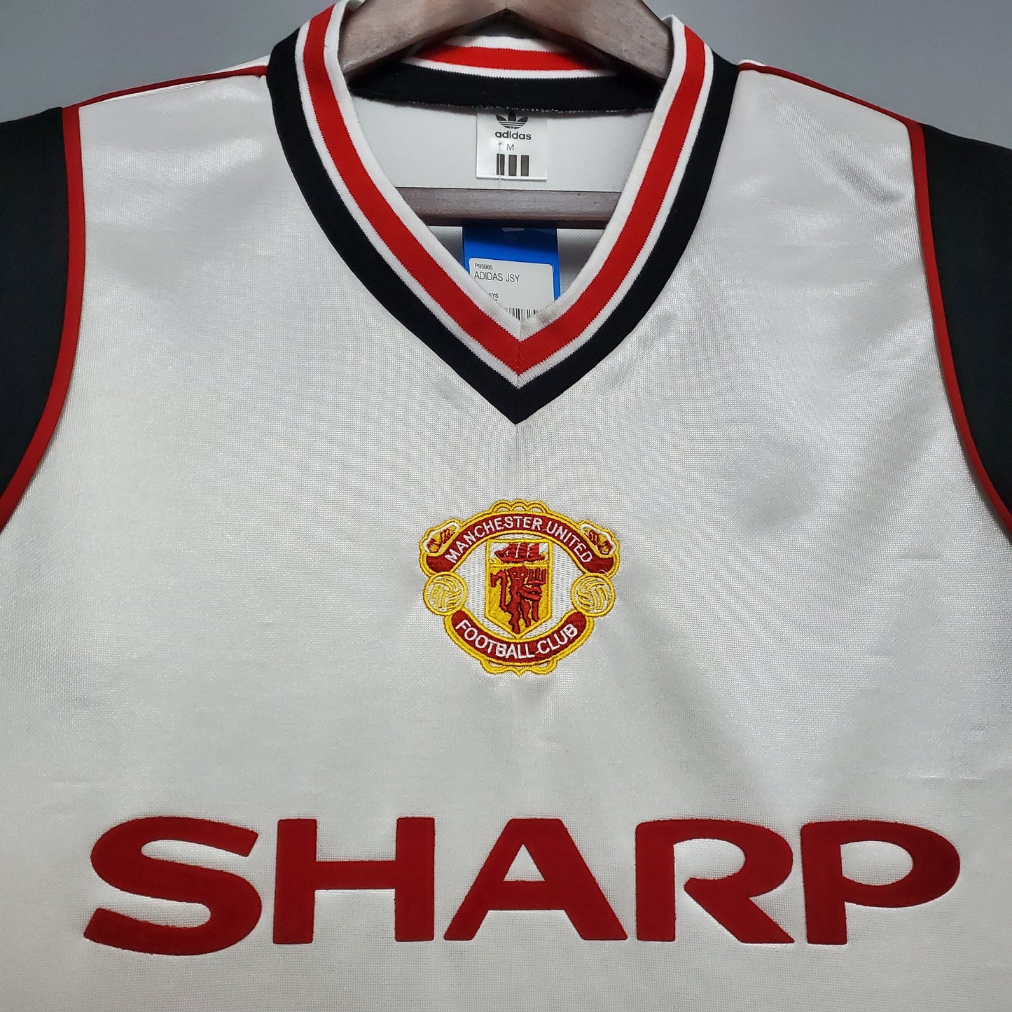 1985 Manchester United Away Shirt