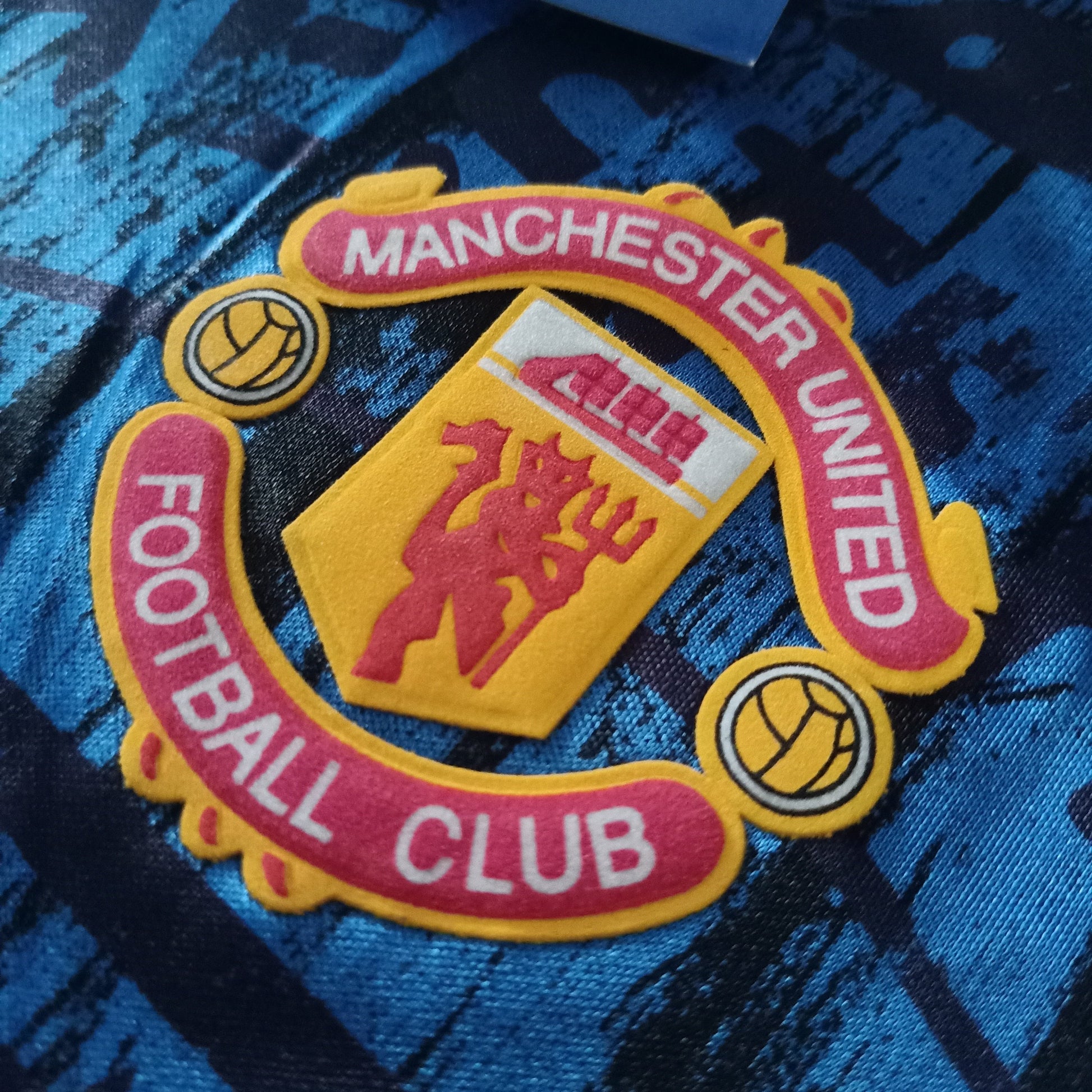 1992/93 Manchester United Away Shirt - ClassicFootballJersey