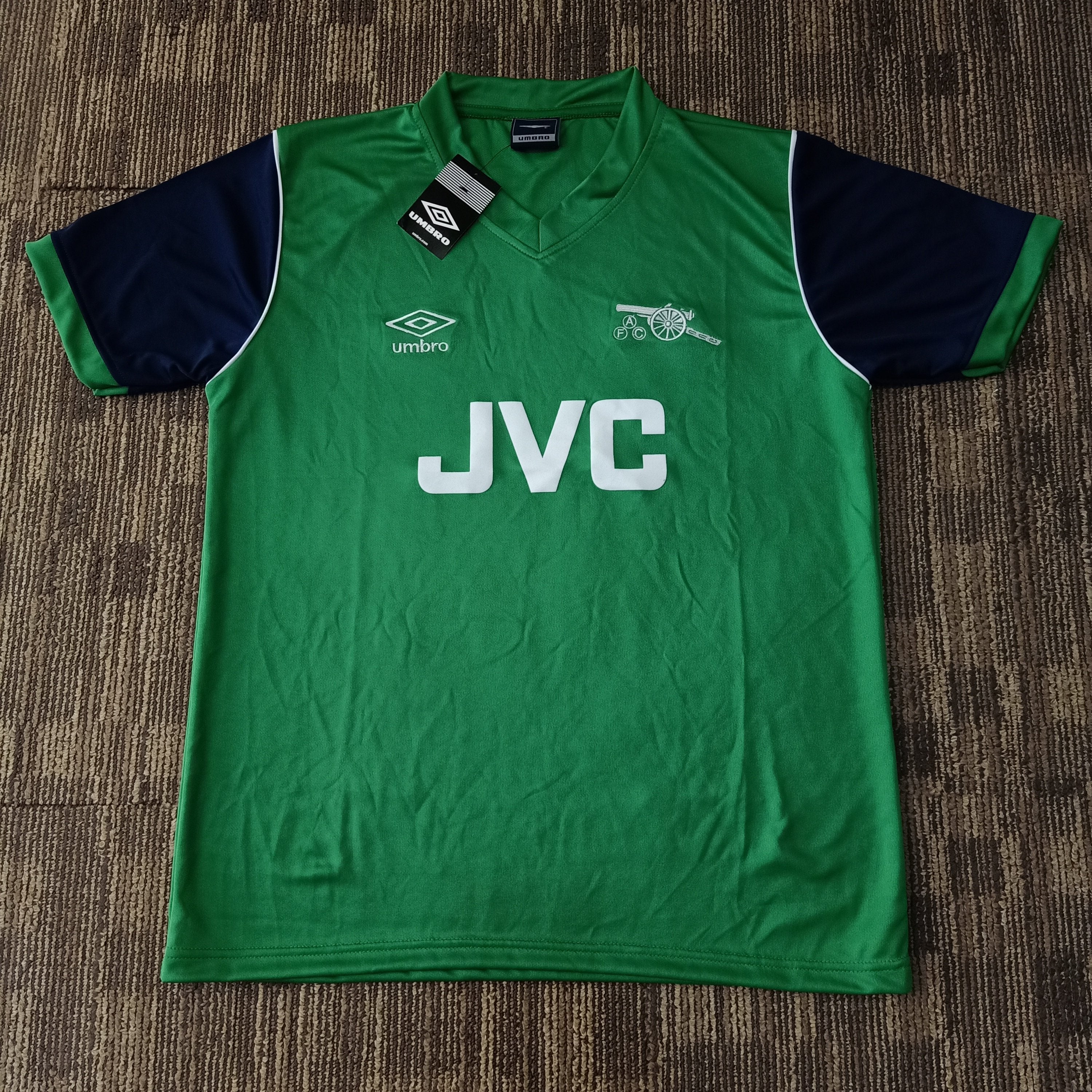 Arsenal 1982 cheap away shirt