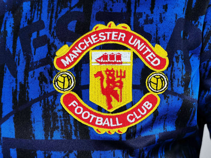 1992/93 Manchester United Away Longsleeve Shirt